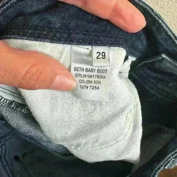 Hudson Women’s Beth Mid-Rise Bootcut Jean Size 29 - Picture 7 of 10